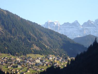 Appartement de vacances /en/au chatel (Hautes-Alpes)ou appartement ou maison de vacances