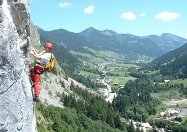 Appartement de vacances /en/au chatel (Hautes-Alpes)ou appartement ou maison de vacances