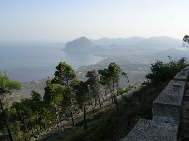 Maison de vacances /en/au Erice (Trapani)ou appartement ou maison de vacances