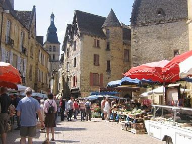Appartement de vacances �/en/au Sarlat (Dordogne)ou appartement ou maison de vacances