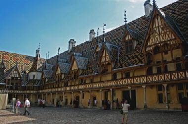 Maison de vacances /en/au Ste Croix (Sane-et-Loire)ou appartement ou maison de vacances