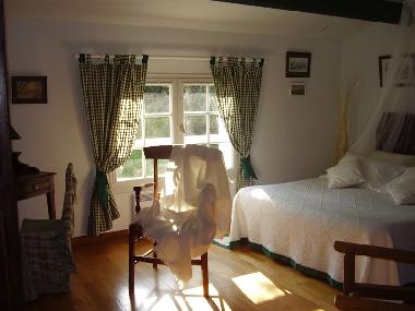 Chambre avec petit djeuner /en/au Velluire (Vende)ou appartement ou maison de vacances