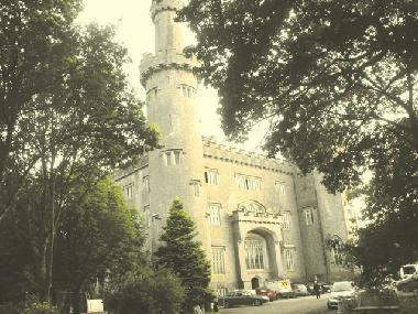 Maison de vacances �/en/au Lusmagh, Banagher (Offaly)ou appartement ou maison de vacances