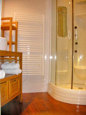 Appartement de vacances �/en/au Eze Bord de Mer (Alpes-Maritimes)ou appartement ou maison de vacances