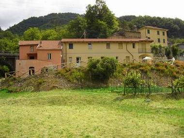 Appartement de vacances �/en/au Localit� Tarzo, Montale  -Varese Ligure- LA SPEZIA (La Spezia)ou appartement ou maison de vacances