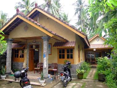 Maison de vacances �/en/au Kalibubuk Lovina (Bali)ou appartement ou maison de vacances