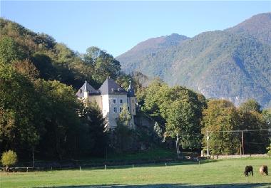 Maison de vacances /en/au Saint Bat (Haute-Garonne)ou appartement ou maison de vacances