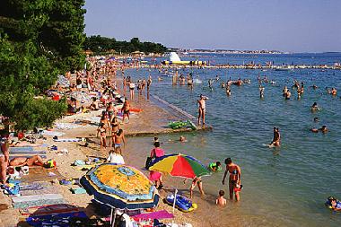 Chambre avec petit d�jeuner �/en/au Sv. Filip i Jakov (Zadarska)ou appartement ou maison de vacances