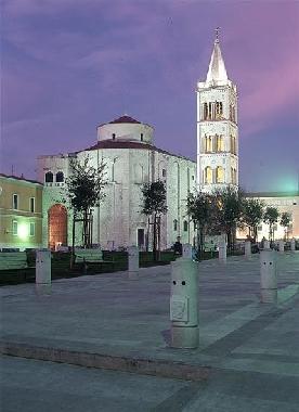 Chambre avec petit d�jeuner �/en/au Sv. Filip i Jakov (Zadarska)ou appartement ou maison de vacances