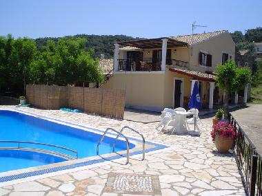 Maison de vacances �/en/au CORFU (Kerkyra)ou appartement ou maison de vacances