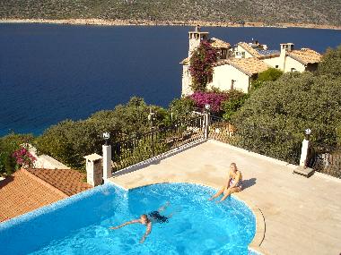 Maison de vacances �/en/au Kas (Antalya)ou appartement ou maison de vacances