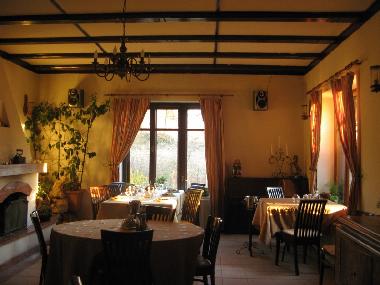 H�tel �/en/au HARAU (Hunedoara)ou appartement ou maison de vacances