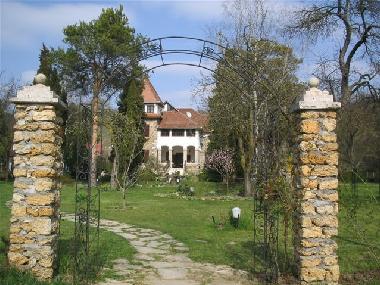 H�tel �/en/au HARAU (Hunedoara)ou appartement ou maison de vacances