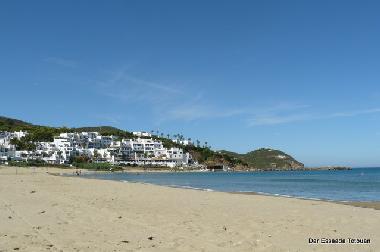Cabo Negro (8 km de la location)
