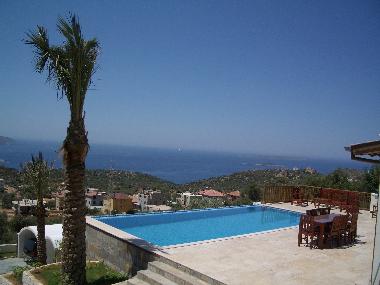 Maison de vacances �/en/au g�kseki-Kas (Antalya)ou appartement ou maison de vacances