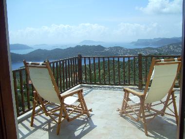 Maison de vacances �/en/au g�kseki-Kas (Antalya)ou appartement ou maison de vacances