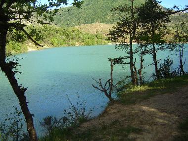 LAC DE VOLOUVE A 1 Km