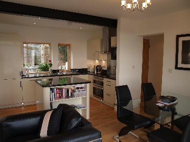 appt 3 kitchen with views over the estuary