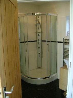 luxury tower showers