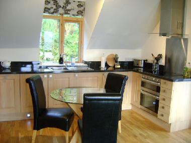 appt 5 kitchen with views over the estuary