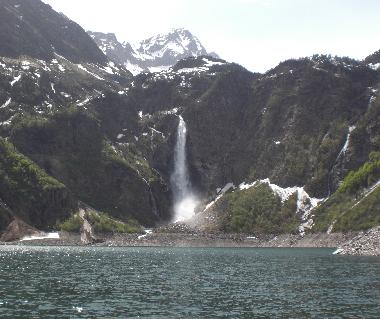 Maison de vacances /en/au Bagnres-de-Luchon (Haute-Garonne)ou appartement ou maison de vacances