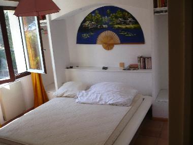 Maison de vacances �/en/au roquebrune sur argens (Var)ou appartement ou maison de vacances