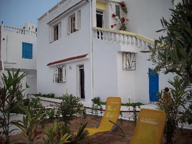 Maison de vacances �/en/au Midoun (Madanin)ou appartement ou maison de vacances