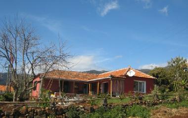 Maison de vacances /en/au Calheta (Madeira)ou appartement ou maison de vacances