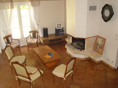 Maison de vacances �/en/au Le Puy Ste reparade (Bouches-du-Rh�ne)ou appartement ou maison de vacances