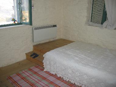 Une chambre a coucher pour deux personnes