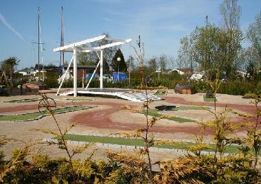 Maison de vacances /en/au Lemmer (Friesland)ou appartement ou maison de vacances