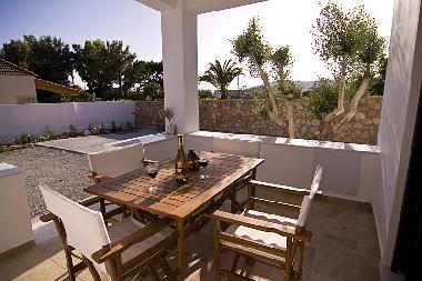Maison de vacances �/en/au lindos-pefkos (Dodekanisos)ou appartement ou maison de vacances