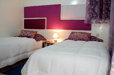  Chambre 3, avec acc�s direct � la piscine et jardin