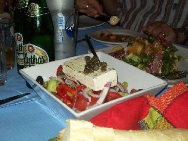 Maison de vacances /en/au SYROS (Kyklades)ou appartement ou maison de vacances