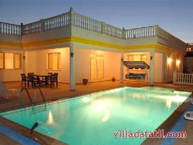 Maison de vacances �/en/au Didim (Aydin)ou appartement ou maison de vacances