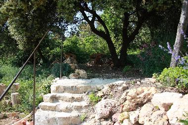 Maison de vacances �/en/au Le Barroux (Vaucluse)ou appartement ou maison de vacances