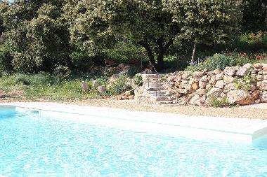 Maison de vacances �/en/au Le Barroux (Vaucluse)ou appartement ou maison de vacances