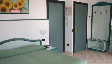 Chambre avec petit d�jeuner �/en/au Cecina (Livorno)ou appartement ou maison de vacances