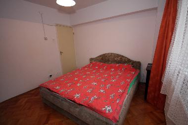 bedroom2