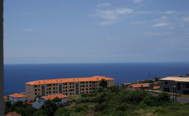 Appartement de vacances /en/au Canico  (Madeira)ou appartement ou maison de vacances