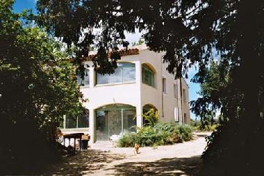 Appartement de vacances /en/au Aigues Vives (Gard)ou appartement ou maison de vacances