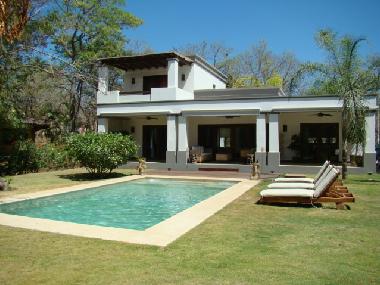 Maison de vacances �/en/au Playa Langosta (Guanacaste)ou appartement ou maison de vacances