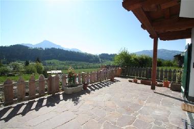 une terrasse avec vue