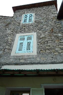 Maison de vacances �/en/au Torri (di Ventimiglia) (Imperia)ou appartement ou maison de vacances