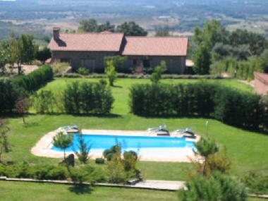 Chambre avec petit d�jeuner �/en/au AVILA (�vila)ou appartement ou maison de vacances