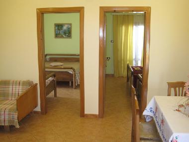 Chambre avec petit d�jeuner �/en/au Orikum (Vlore)ou appartement ou maison de vacances
