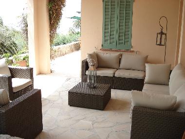 Maison de vacances �/en/au Grasse (Alpes-Maritimes)ou appartement ou maison de vacances