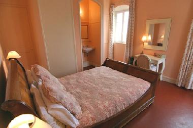 Maison de vacances �/en/au Grasse (Alpes-Maritimes)ou appartement ou maison de vacances