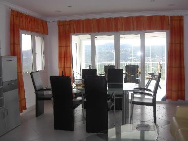 Maison de vacances /en/au Sanet y Negrals (Valencia / Valncia)ou appartement ou maison de vacances