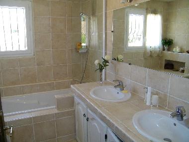 Maison de vacances �/en/au Trebes (Aude)ou appartement ou maison de vacances